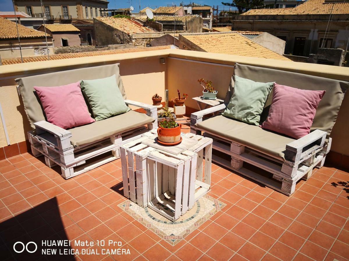 Bed and Breakfast La Terrazza Sul Vicolo Syracuse Exterior foto