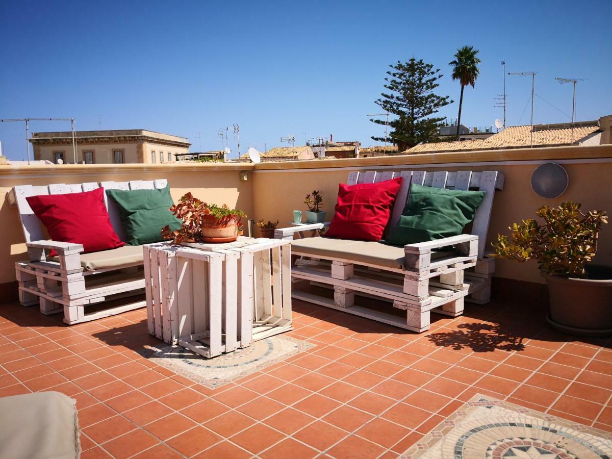 Bed and Breakfast La Terrazza Sul Vicolo Syracuse Exterior foto